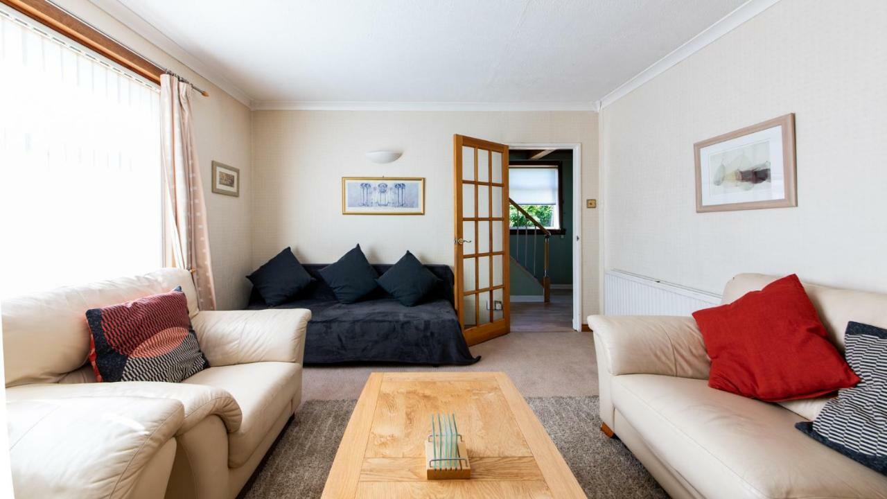 3 BED House w/Drive&Garden v/Fast WiFi near bioQuarter Villa Edinburgh Buitenkant foto